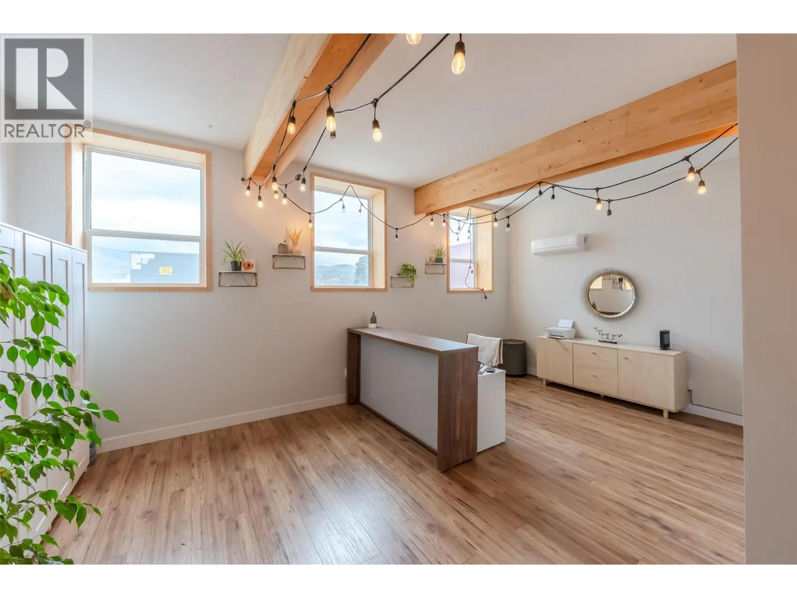 6222 Main Street