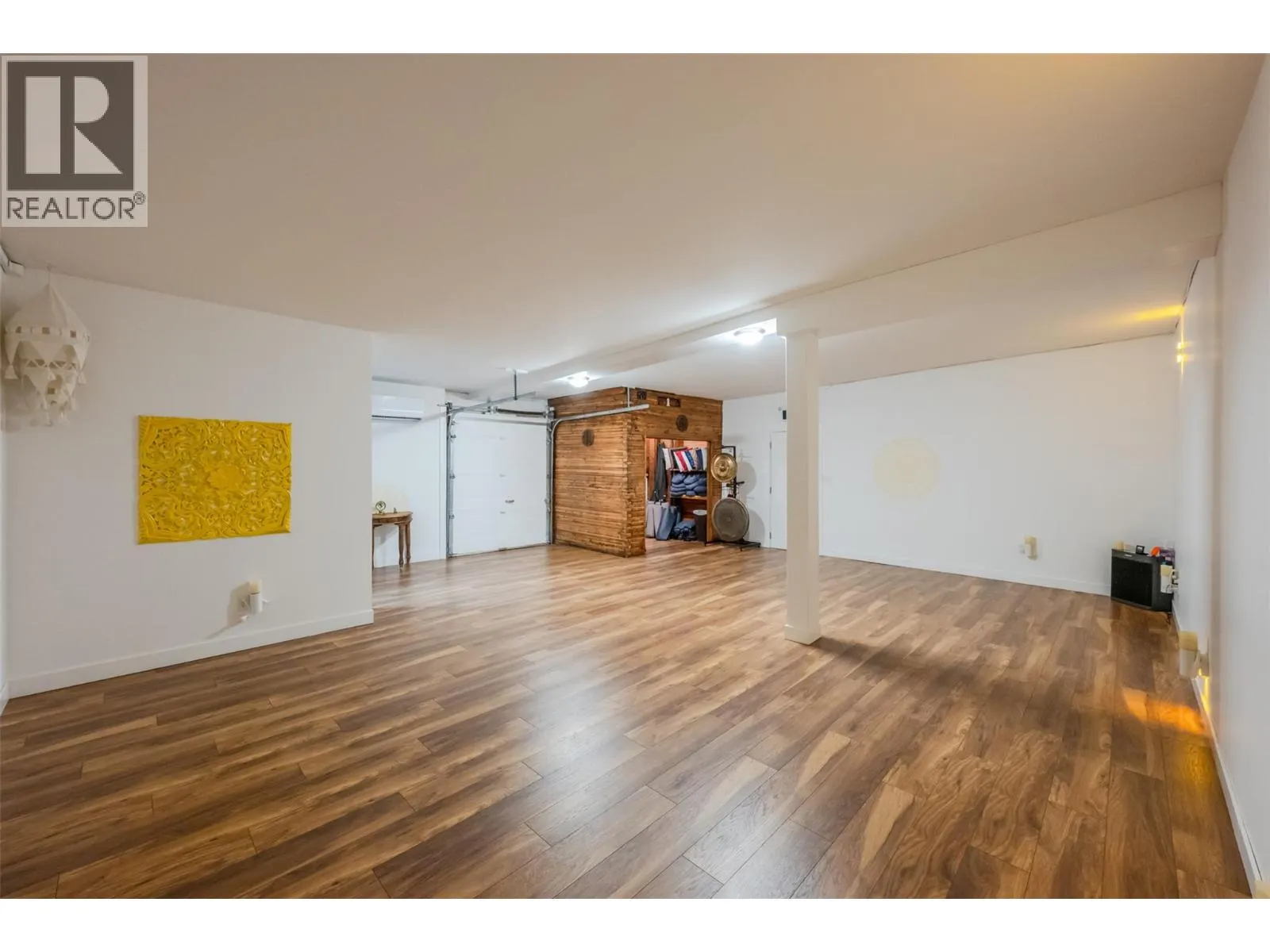 6222 Main Street
