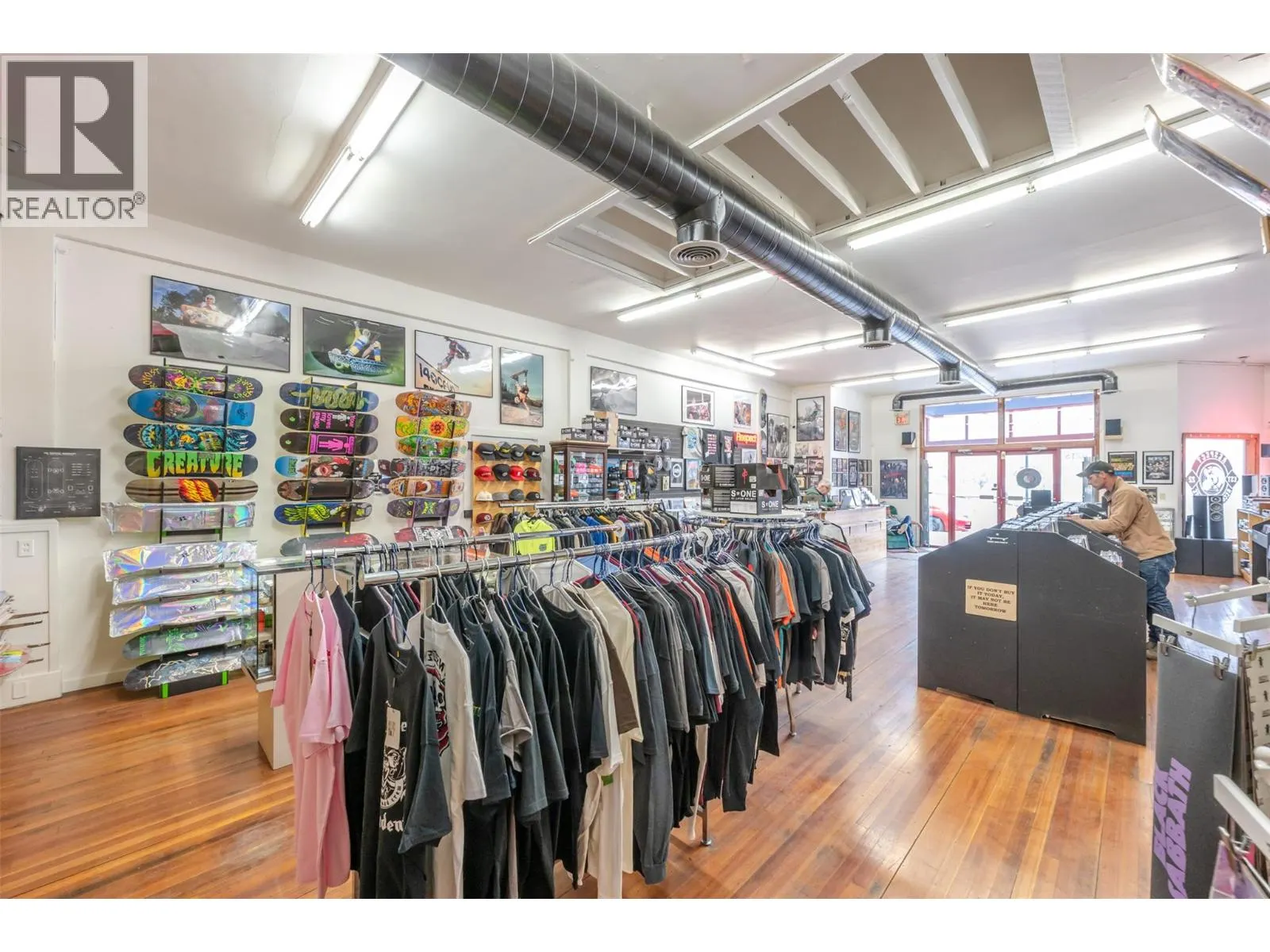 6222 Main Street