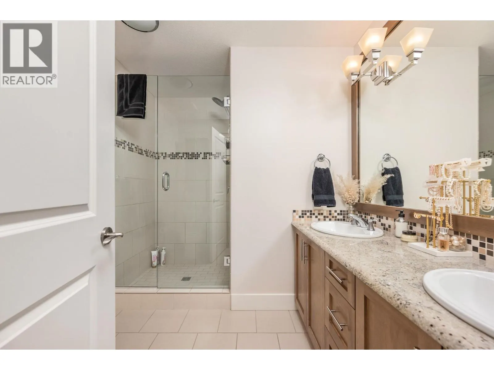 333 Longspoon Drive Unit# 26