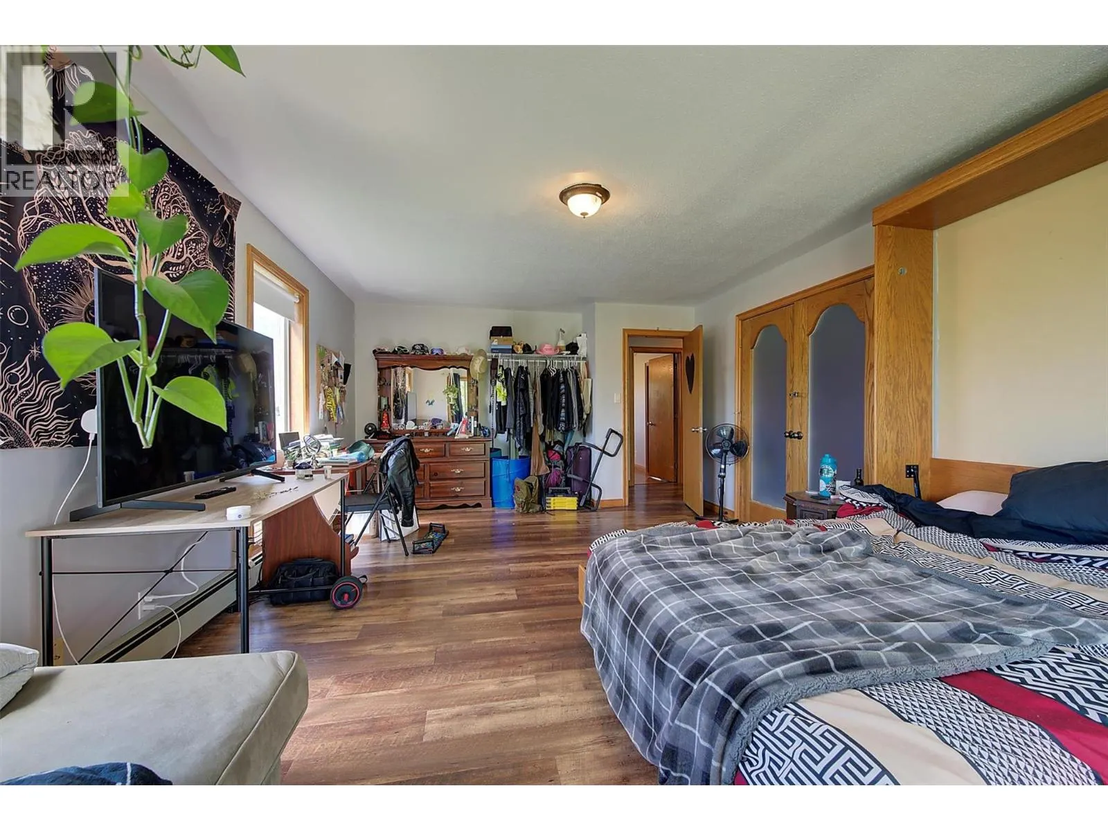215 Arab Road