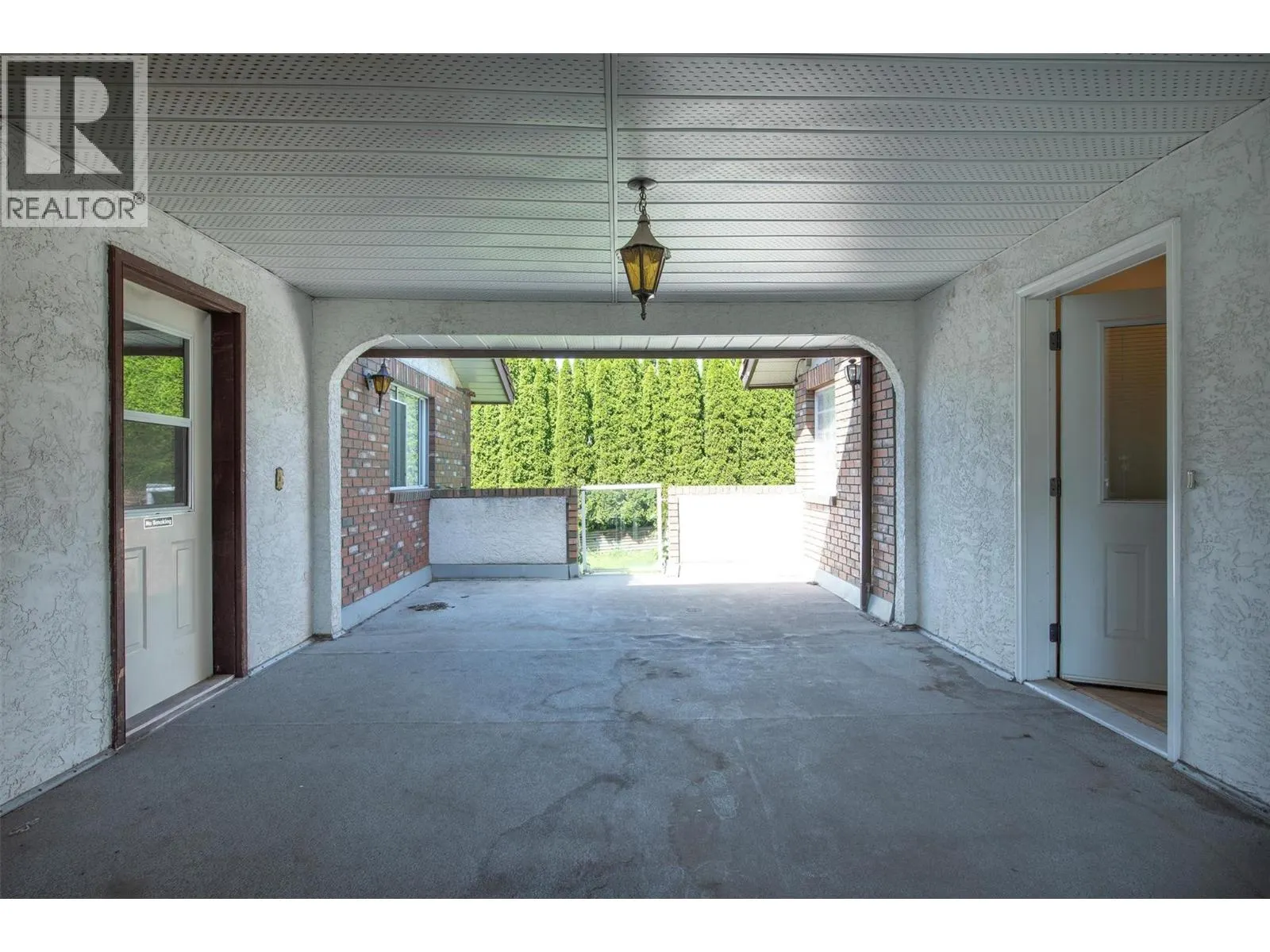 215 Arab Road