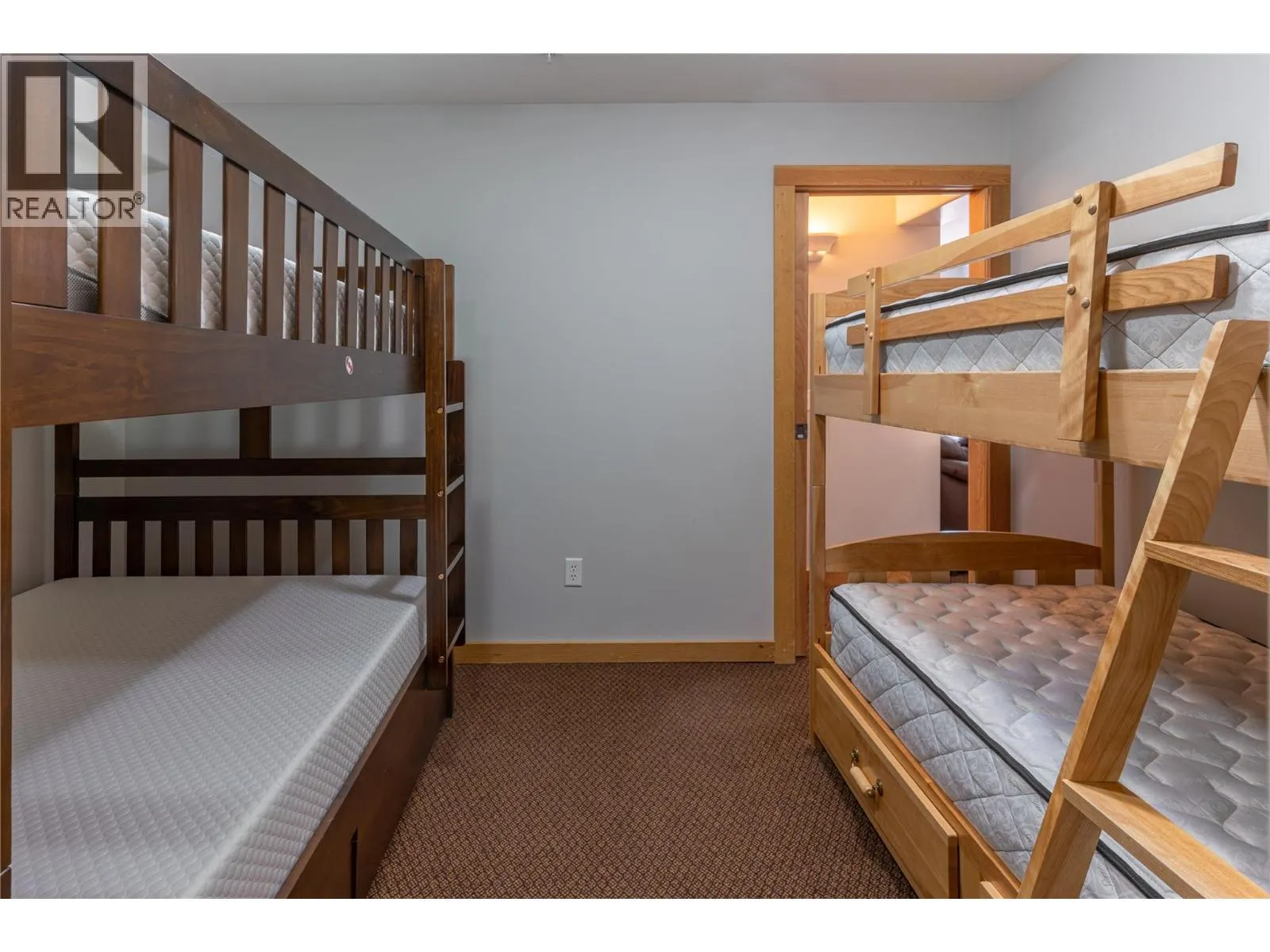5335 Big White Road Unit# 307/309