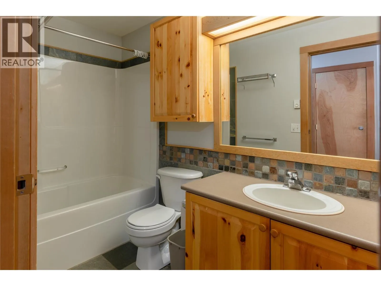 5335 Big White Road Unit# 307/309