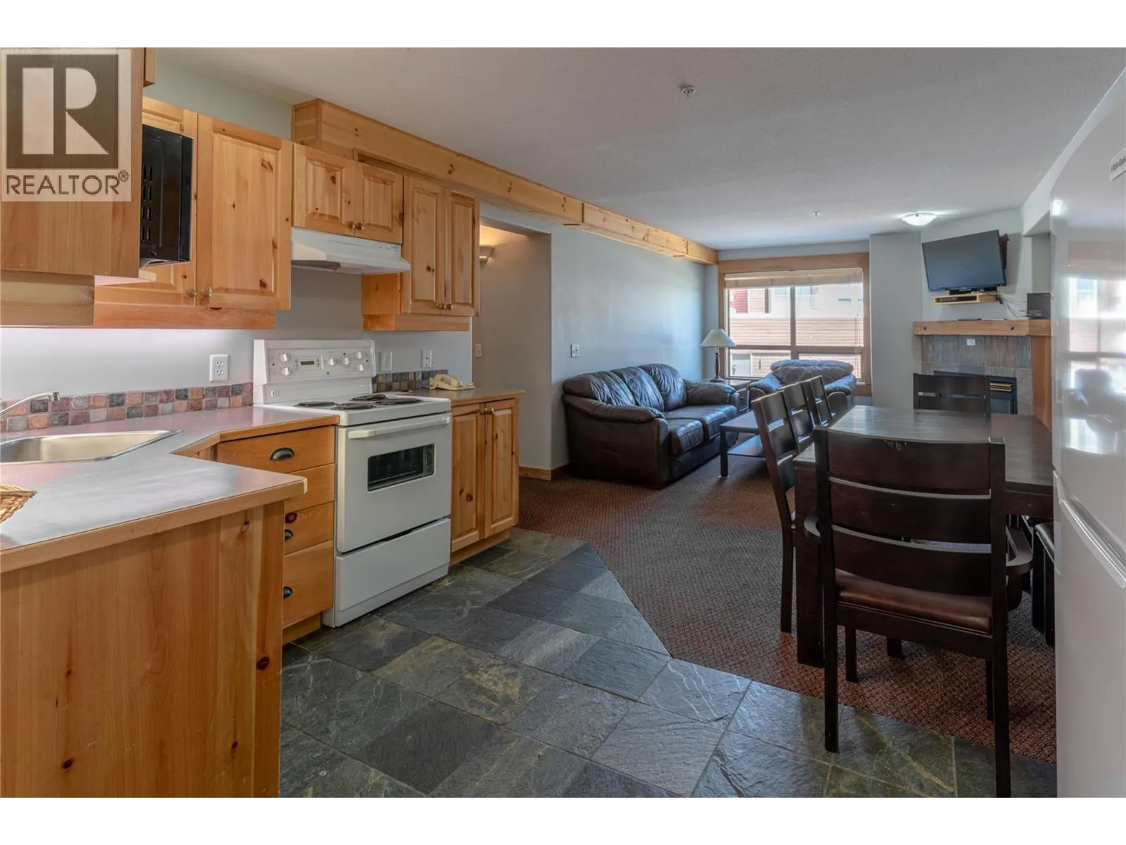 5335 Big White Road Unit# 307/309