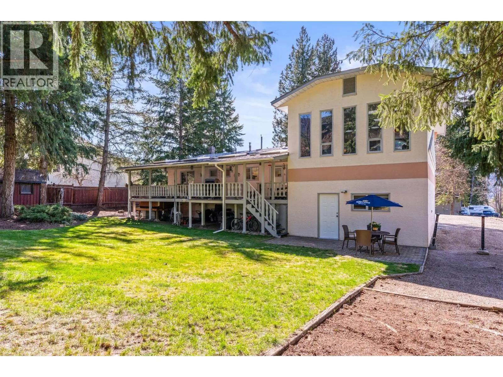 3419 Larch Drive