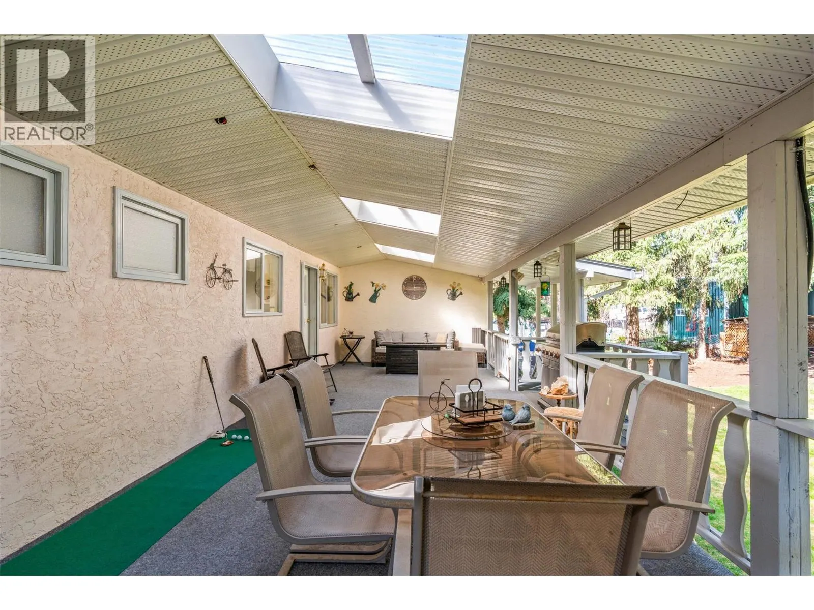 3419 Larch Drive