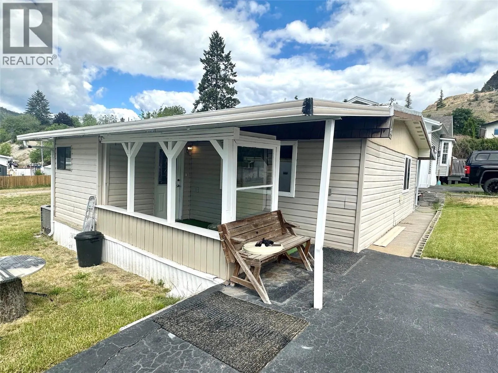 4505 MCLEAN CREEK Road Unit# D30