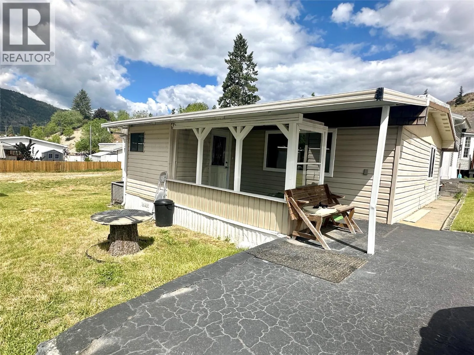 4505 MCLEAN CREEK Road Unit# D30
