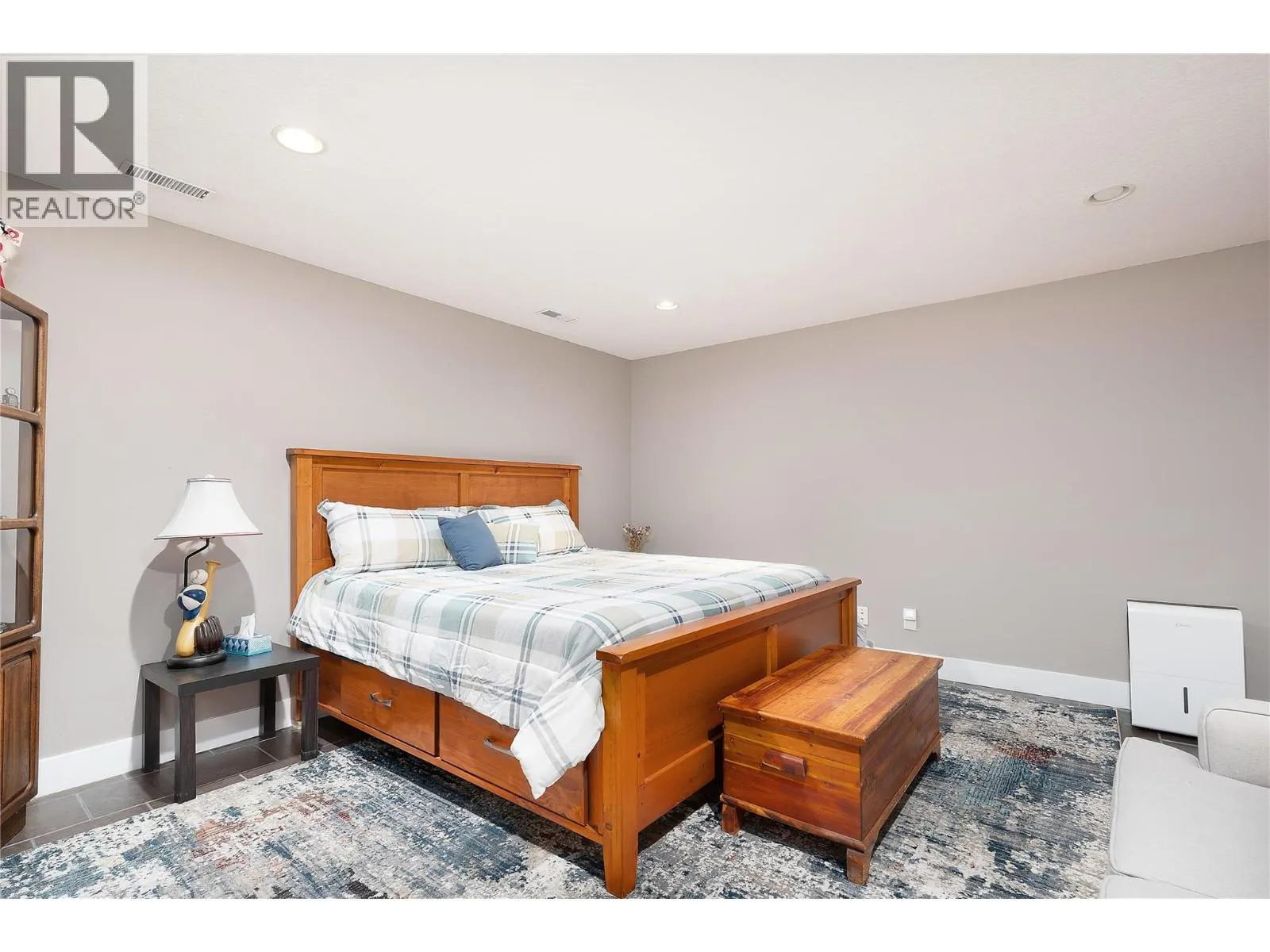 4537 Lansdowne Road