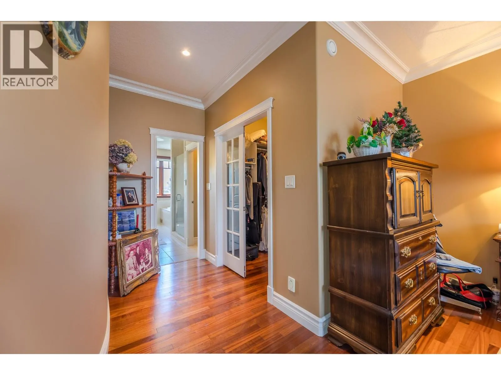 2350 Landry Crescent