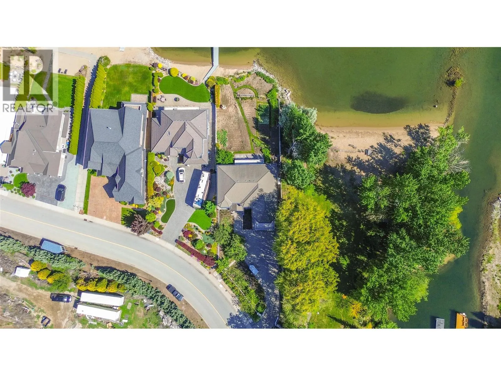 2350 Landry Crescent