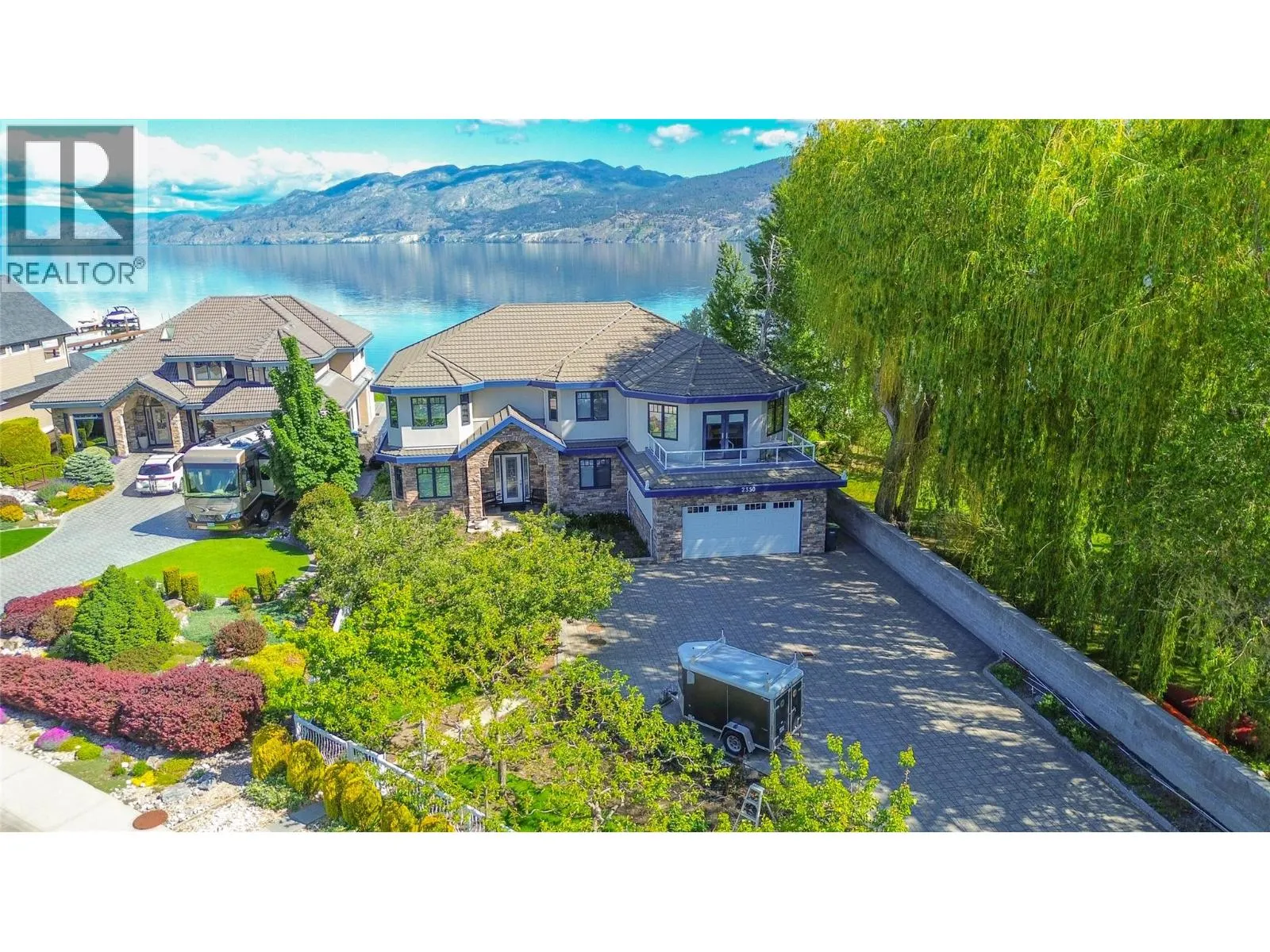 2350 Landry Crescent