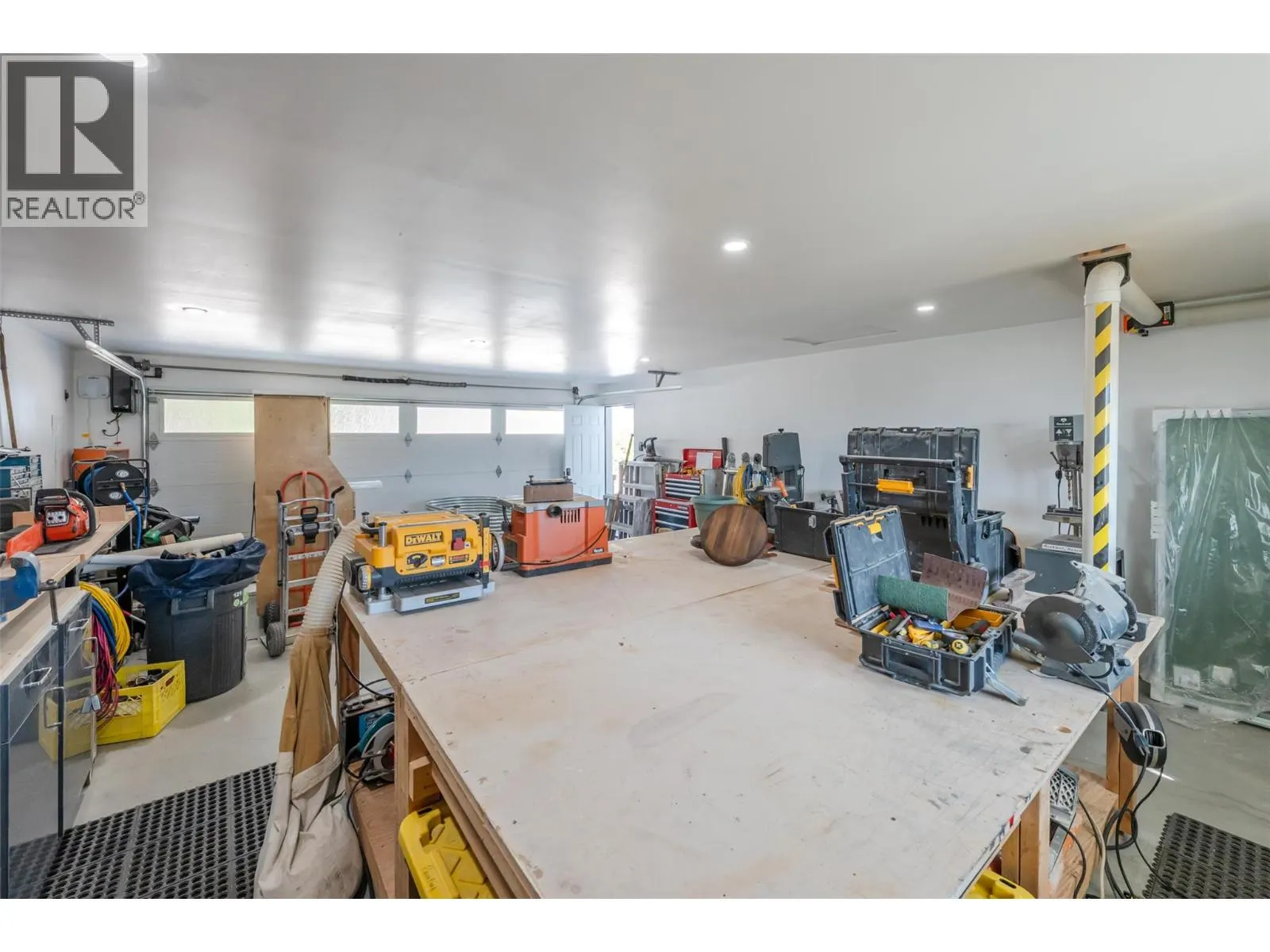 600 PONDEROSA Road