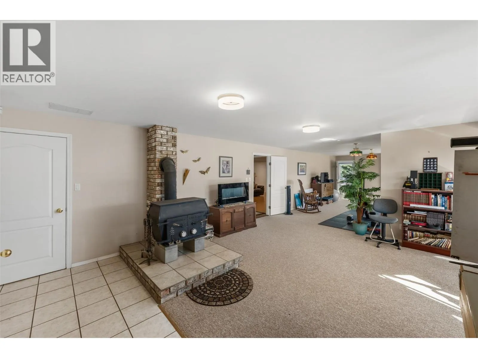 600 PONDEROSA Road