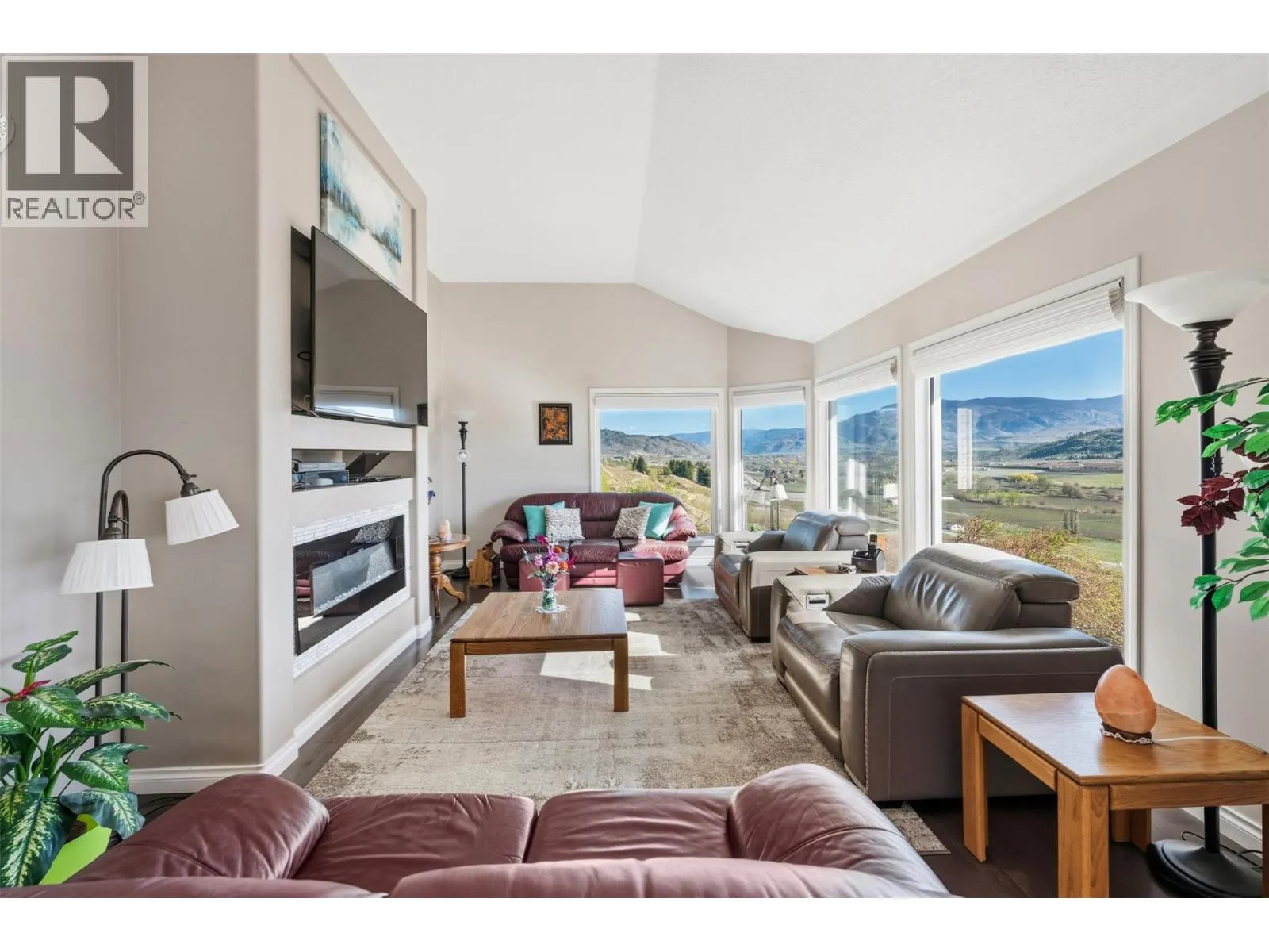 600 PONDEROSA Road