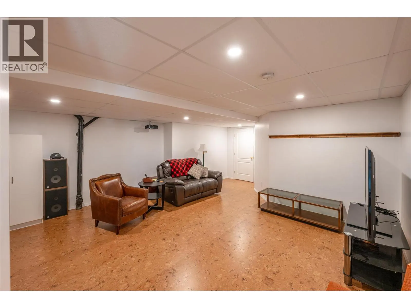 600 PONDEROSA Road