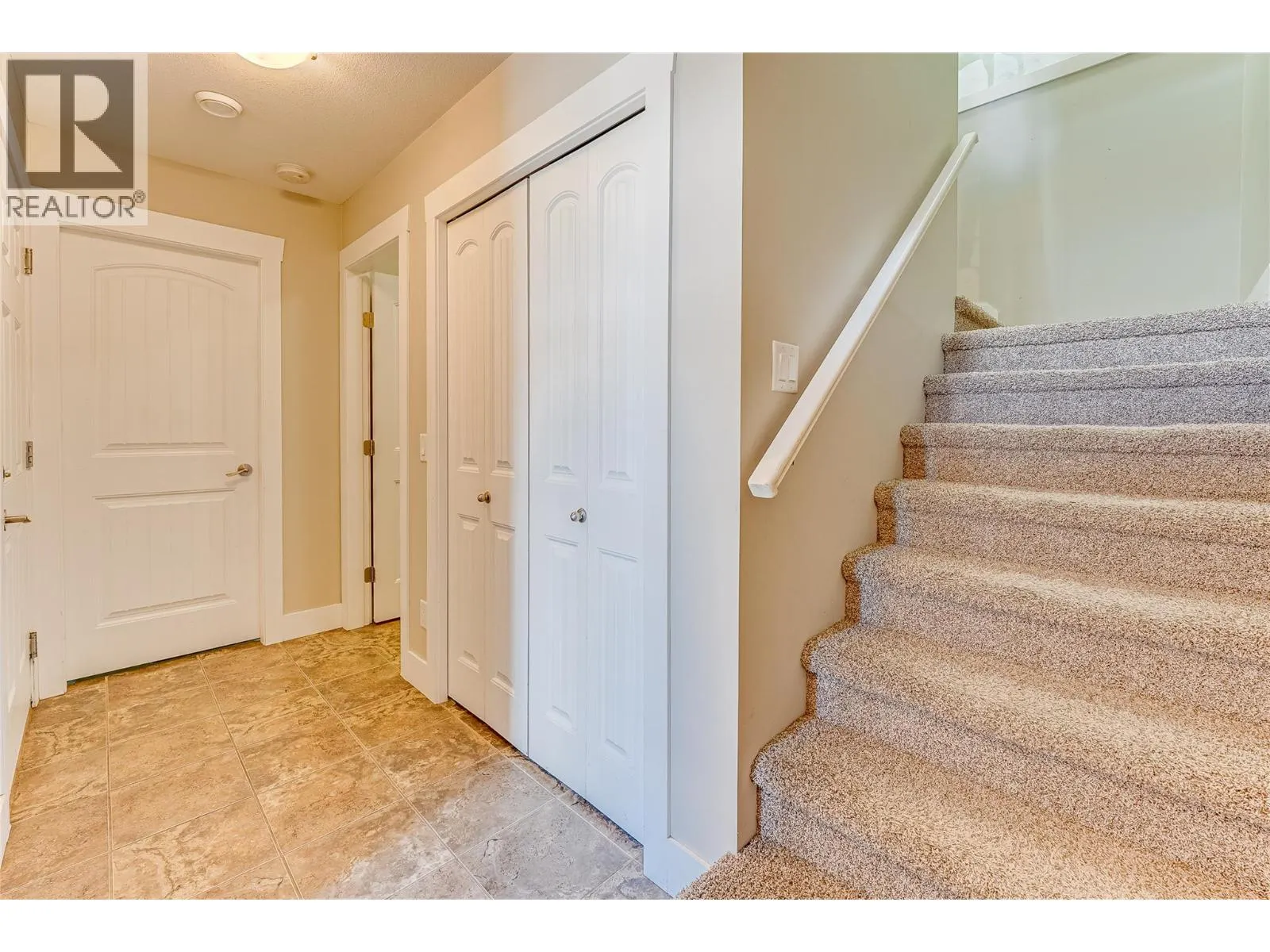 995 Mt. Ida Drive Unit# 4