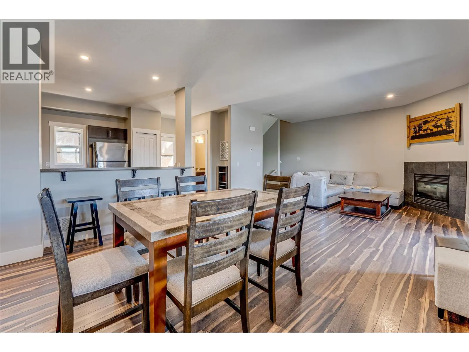 995 Mt. Ida Drive Unit# 4
