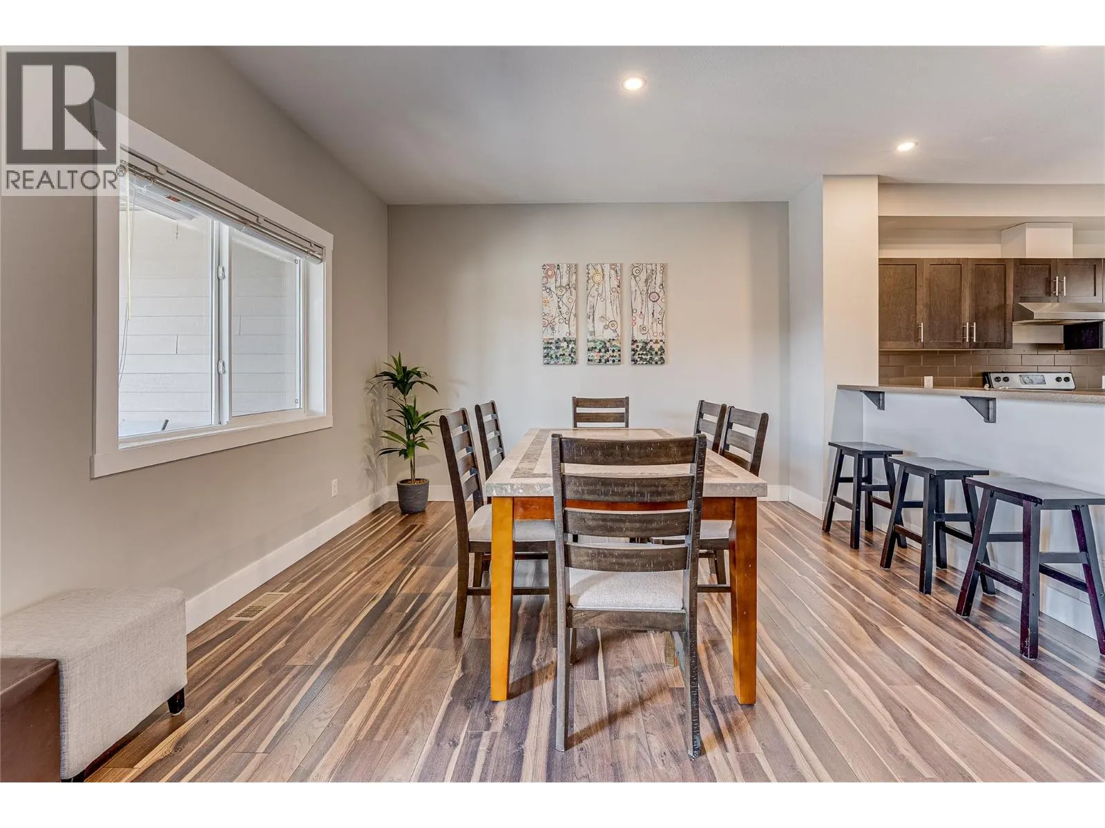 995 Mt. Ida Drive Unit# 4