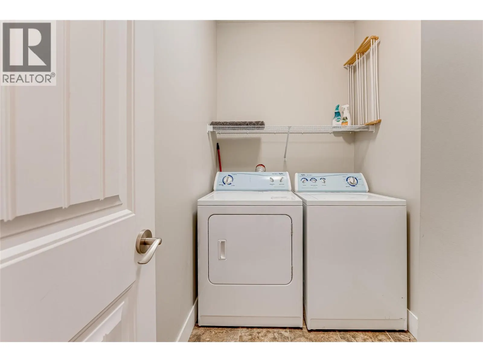 995 Mt. Ida Drive Unit# 4