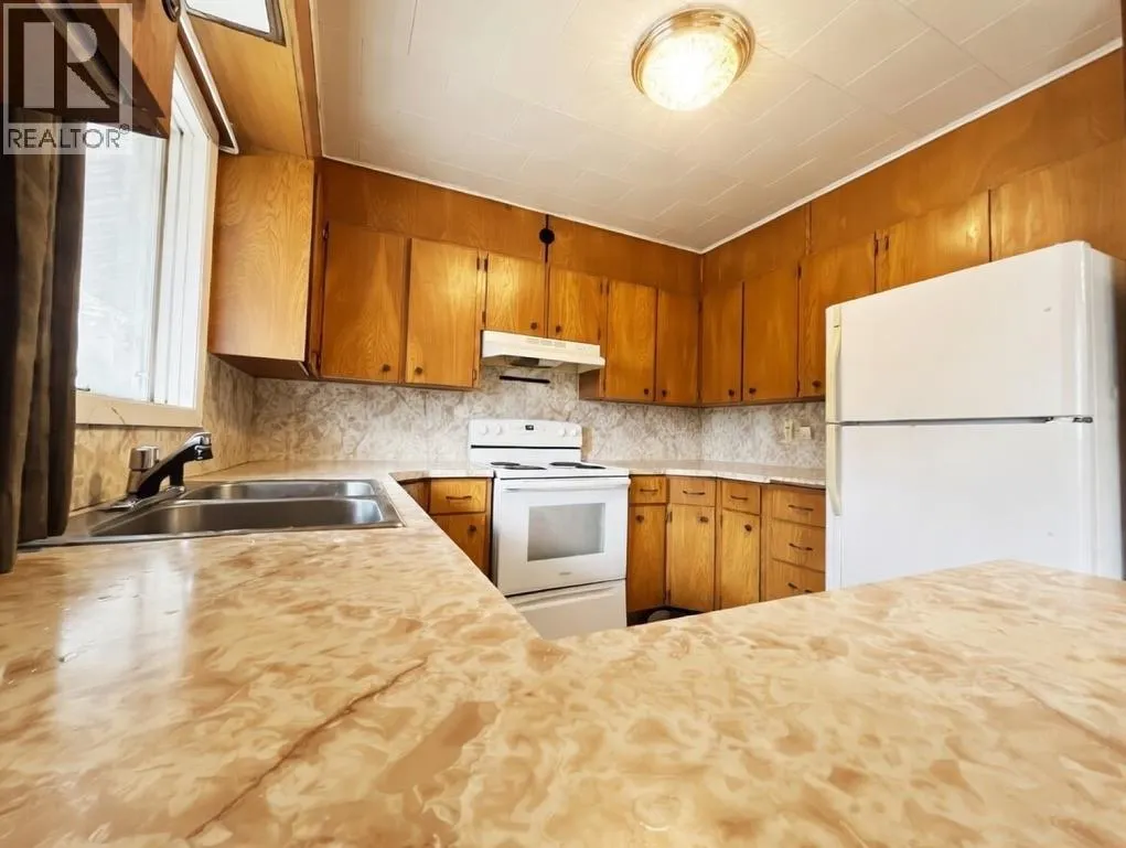 2612 SILVER KING Road
