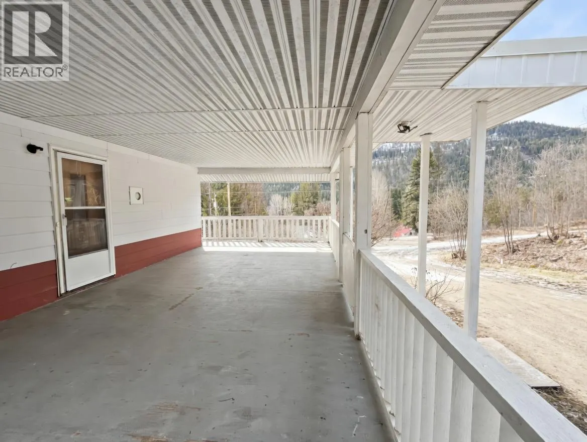 2612 SILVER KING Road
