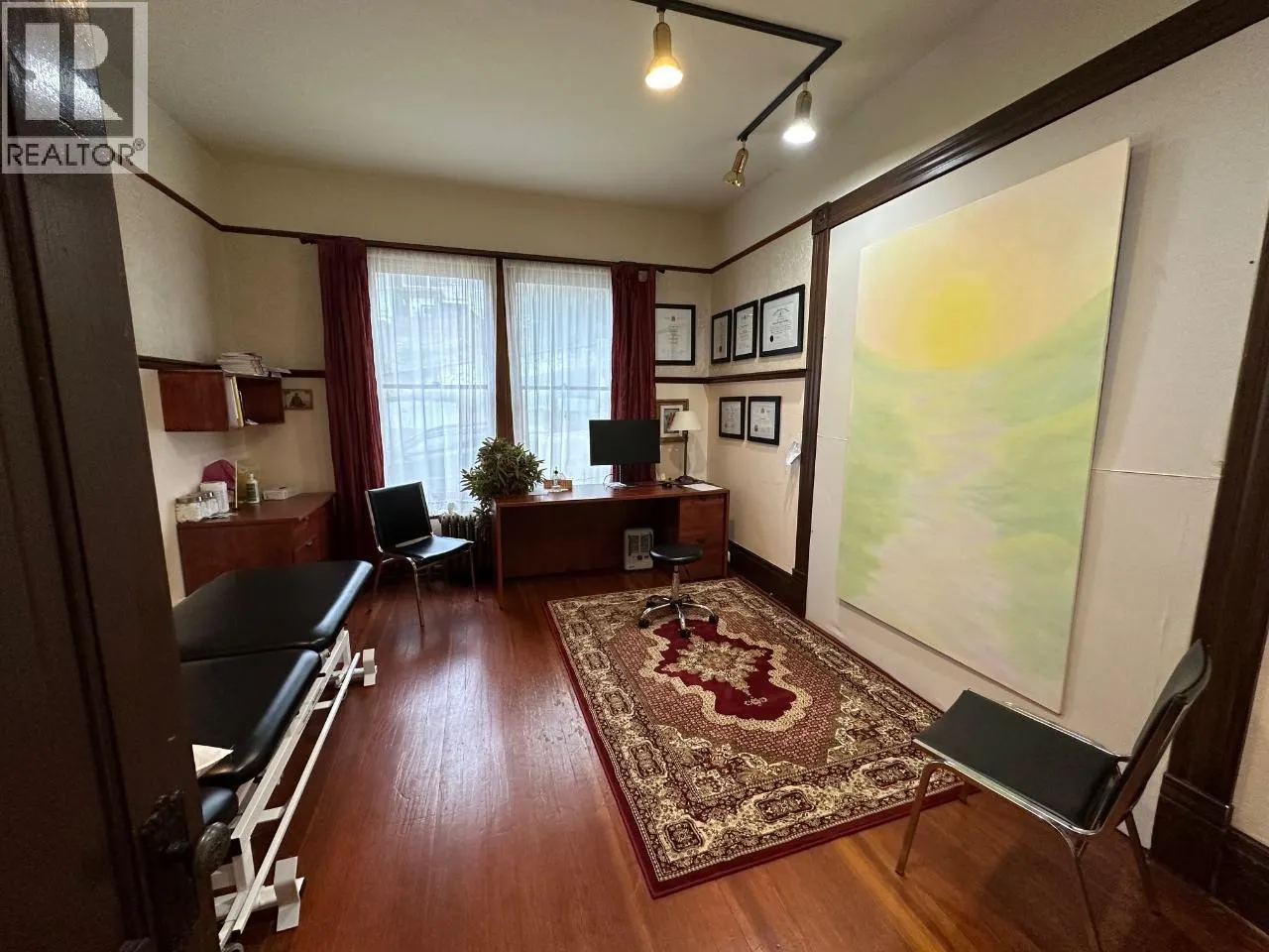 823 Baker Street