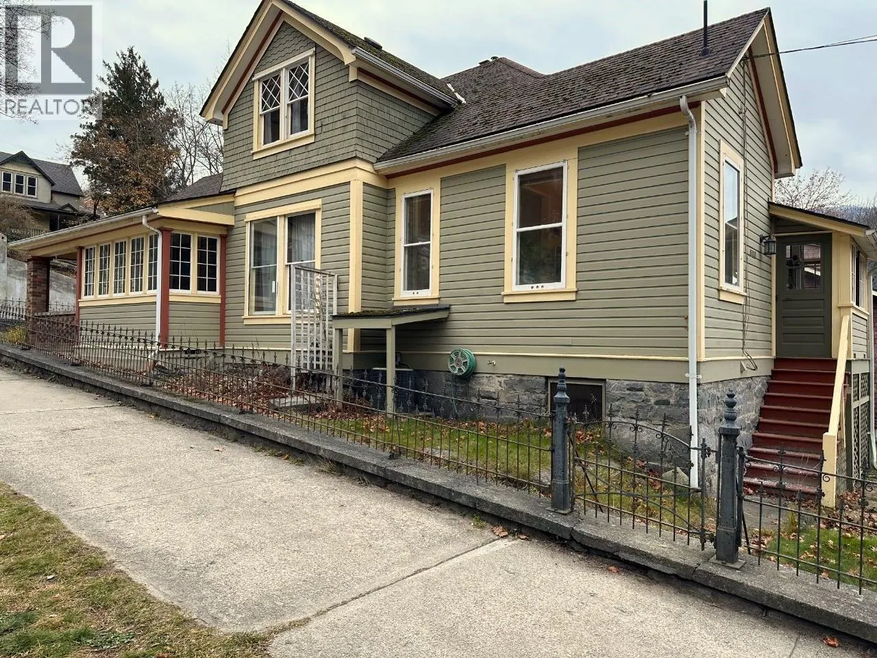 823 Baker Street