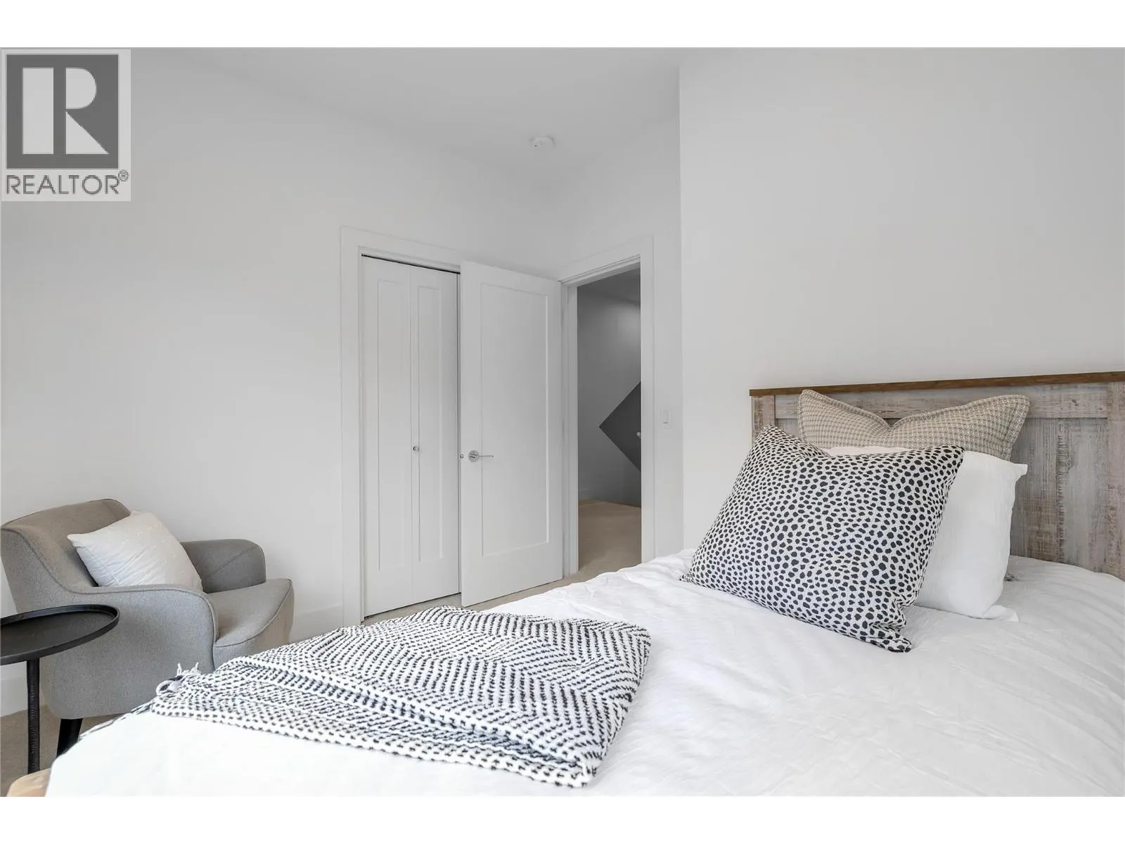 1455 Cara Glen Court Unit# 135