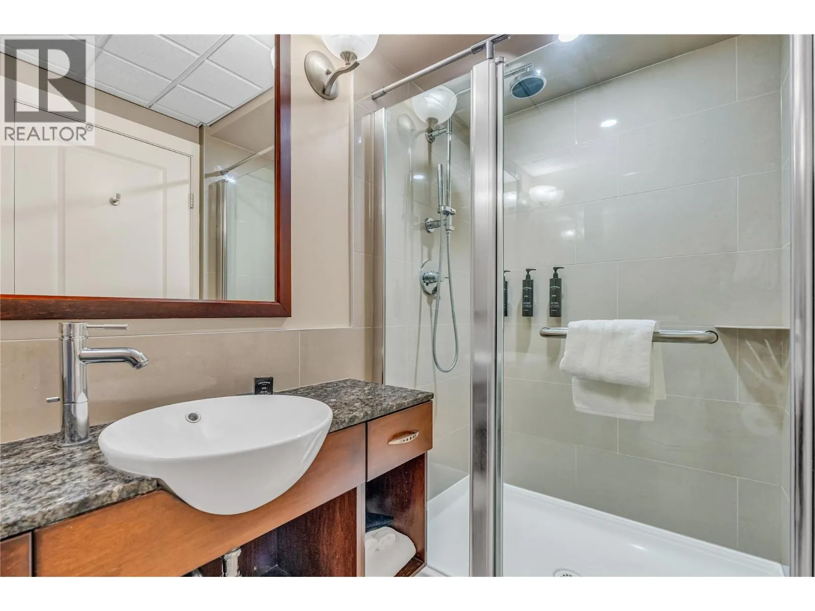 13011 Lakeshore Drive S Unit# 370