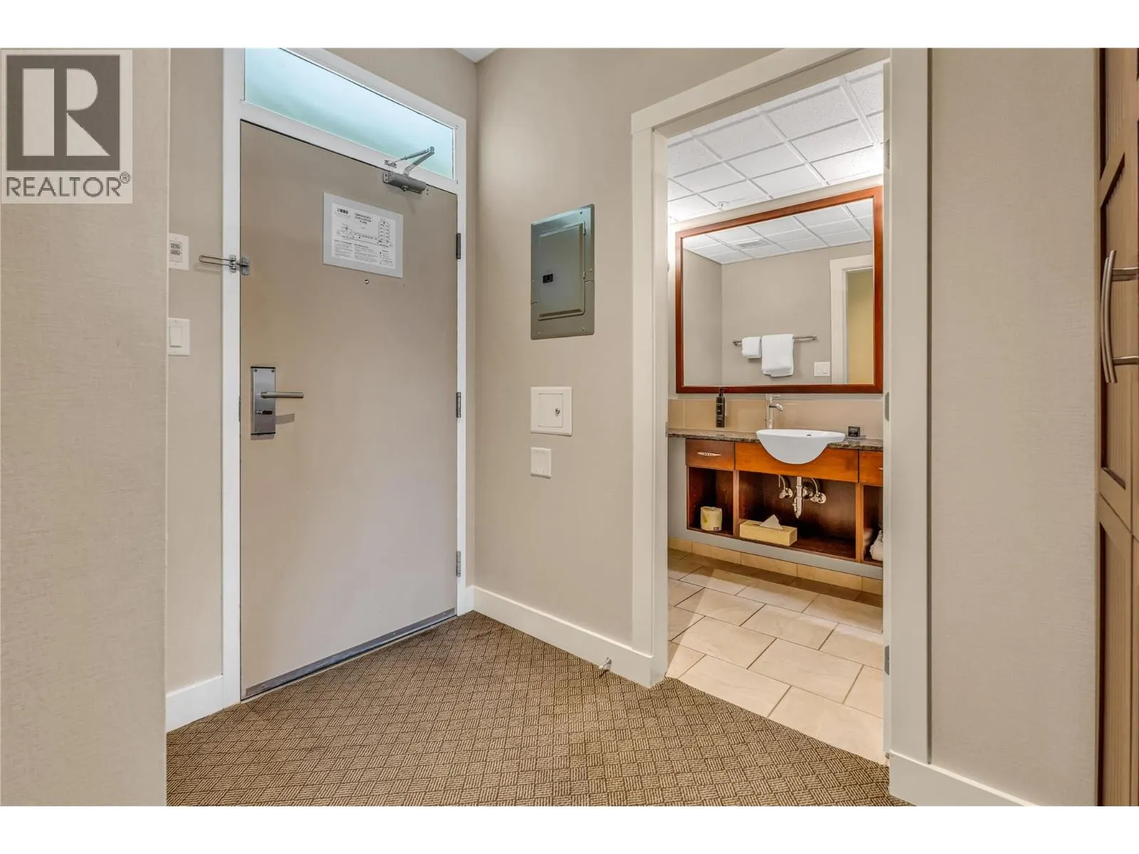 13011 Lakeshore Drive S Unit# 370
