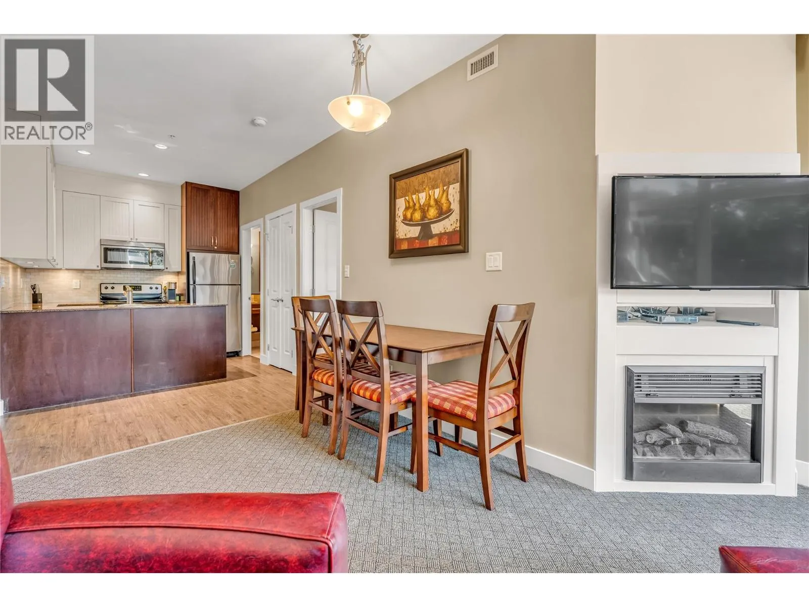 12811 Lakeshore Drive S Unit# 410/411
