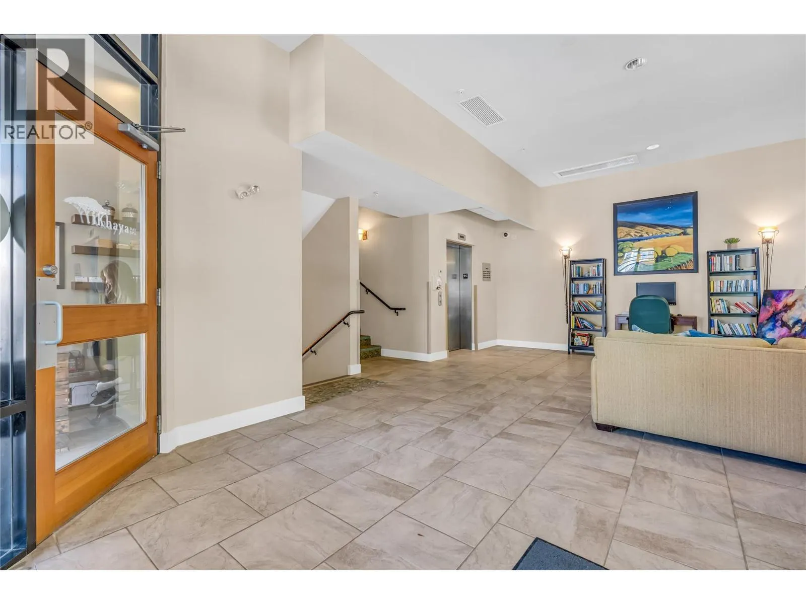 12811 Lakeshore Drive S Unit# 410/411
