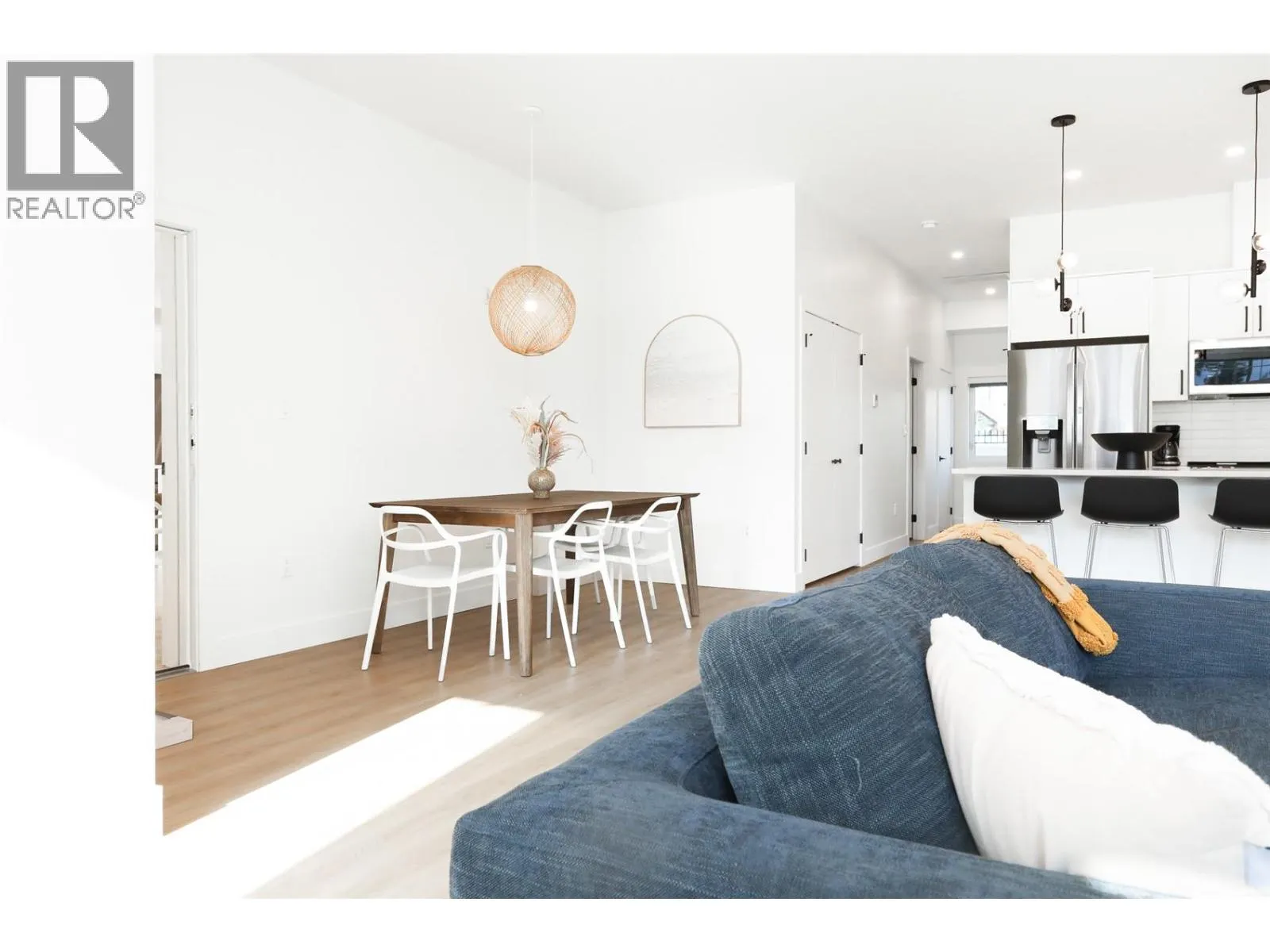 850 RAILWAY Lane Unit# 103