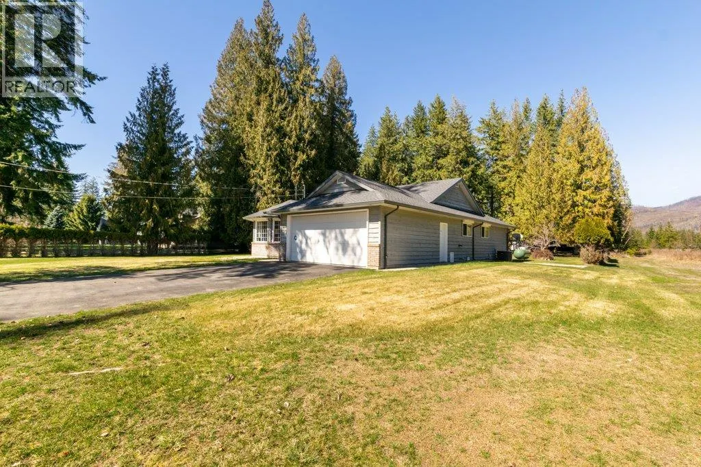 3789 Zinck Road