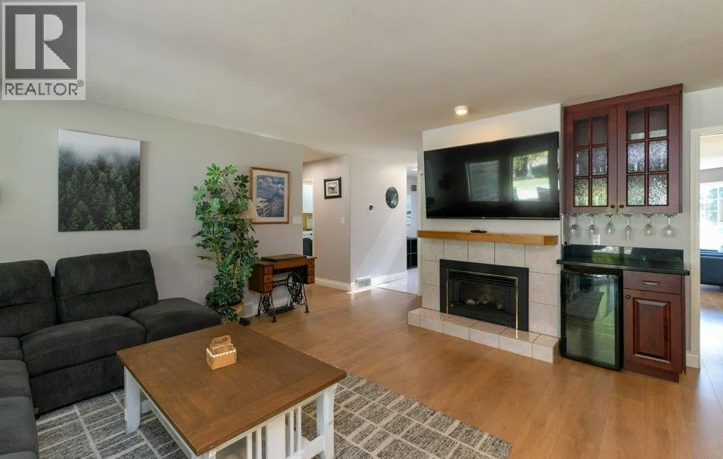 3789 Zinck Road