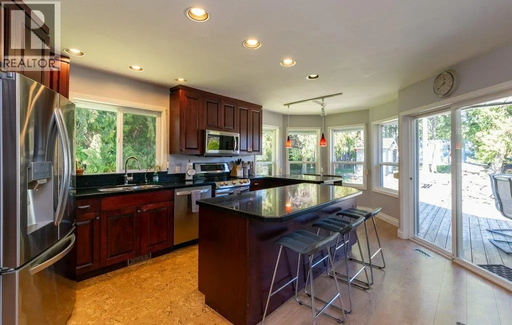 3789 Zinck Road