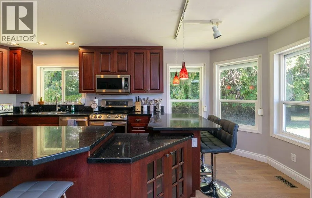 3789 Zinck Road