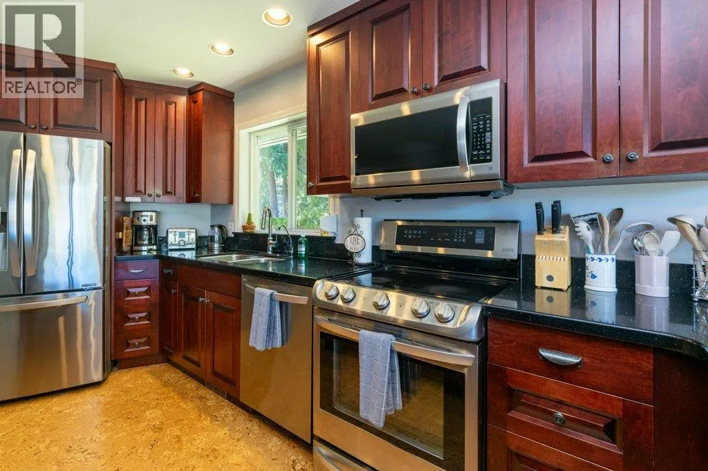 3789 Zinck Road