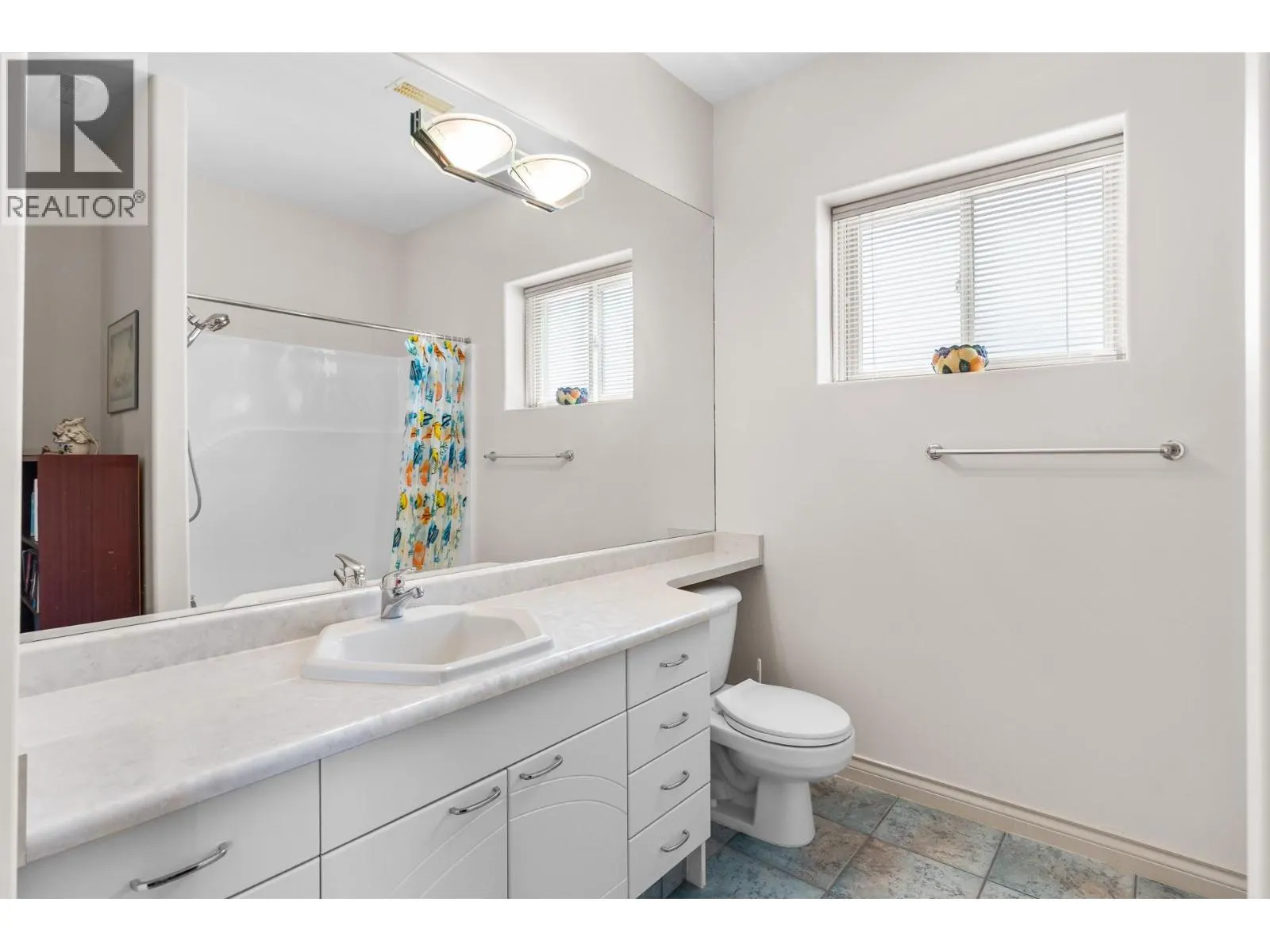 307 Sandpiper Court