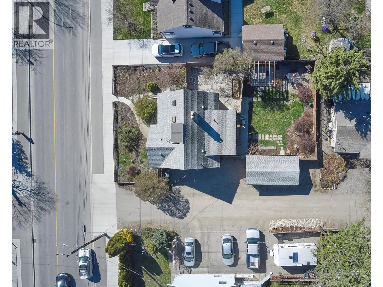1505 32 Avenue