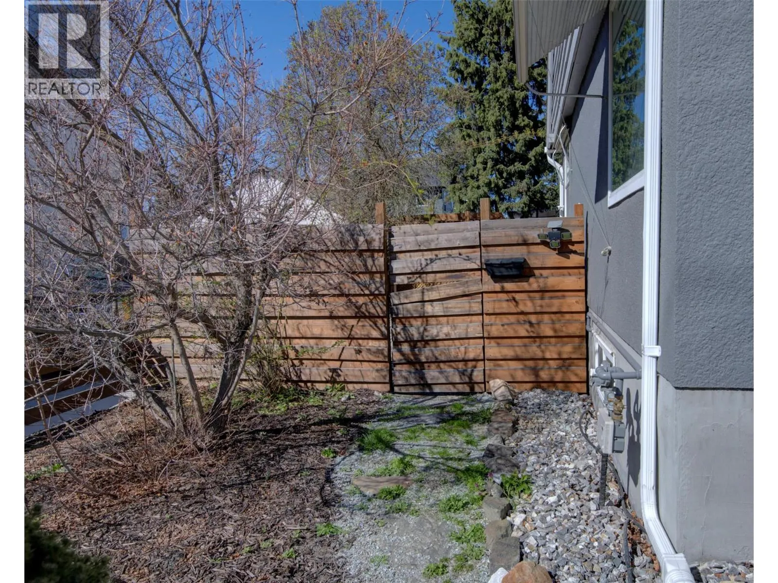 1505 32 Avenue