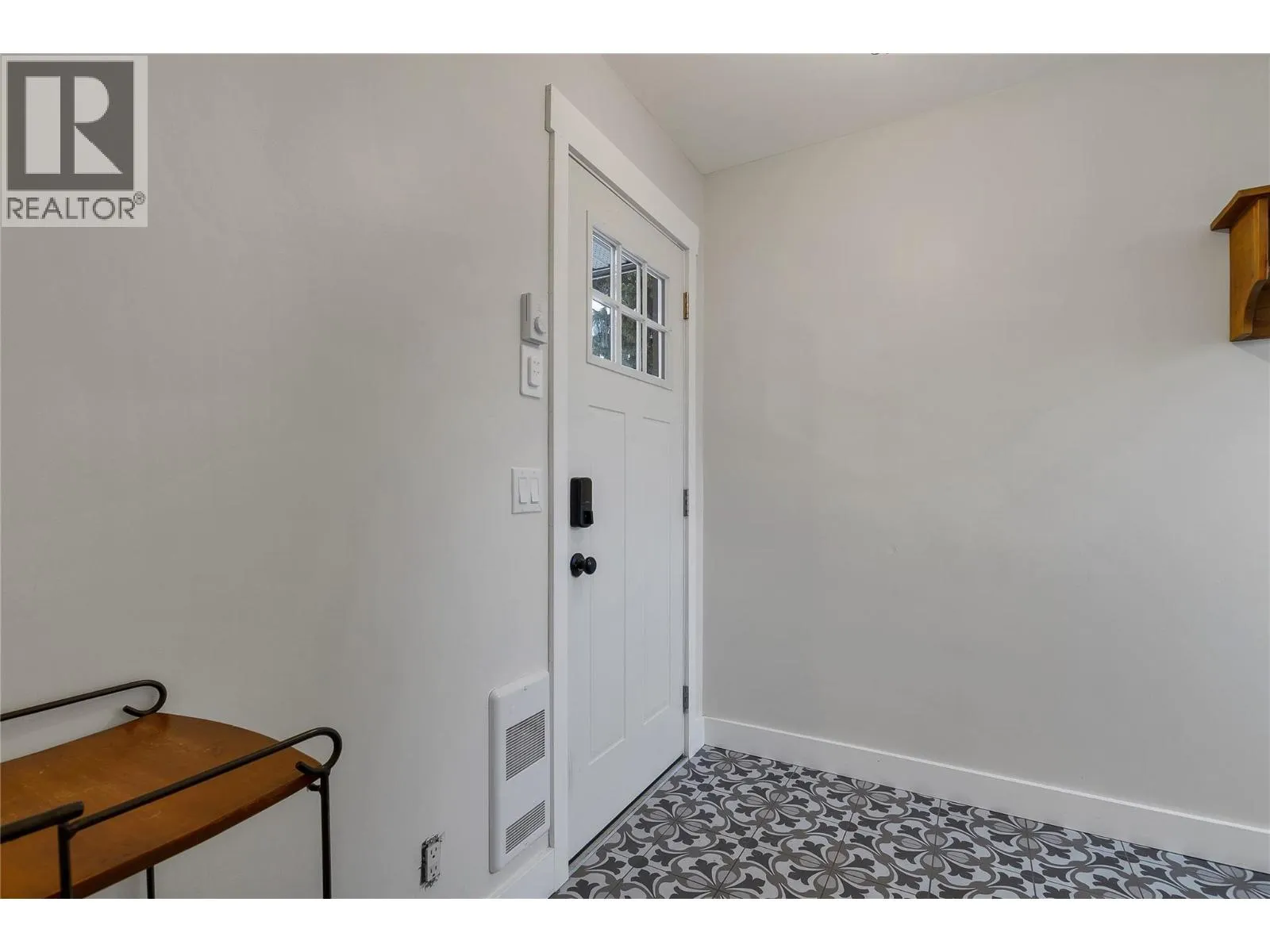 1505 32 Avenue