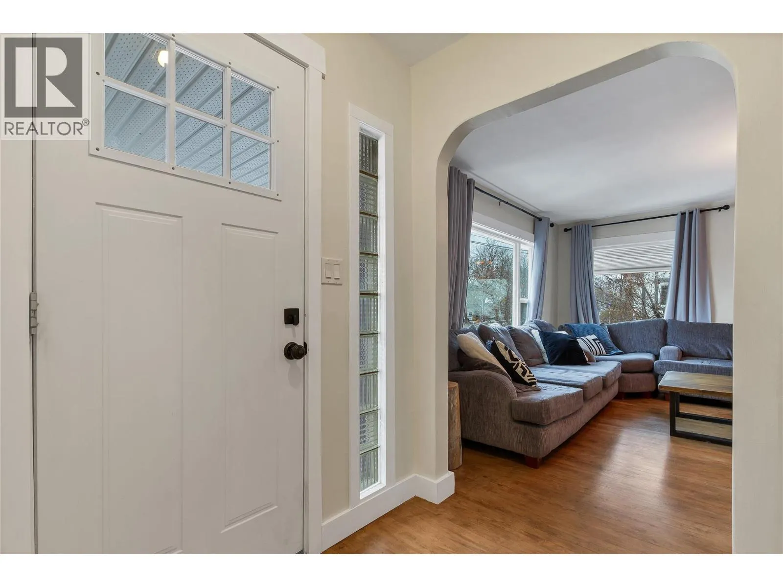 1505 32 Avenue
