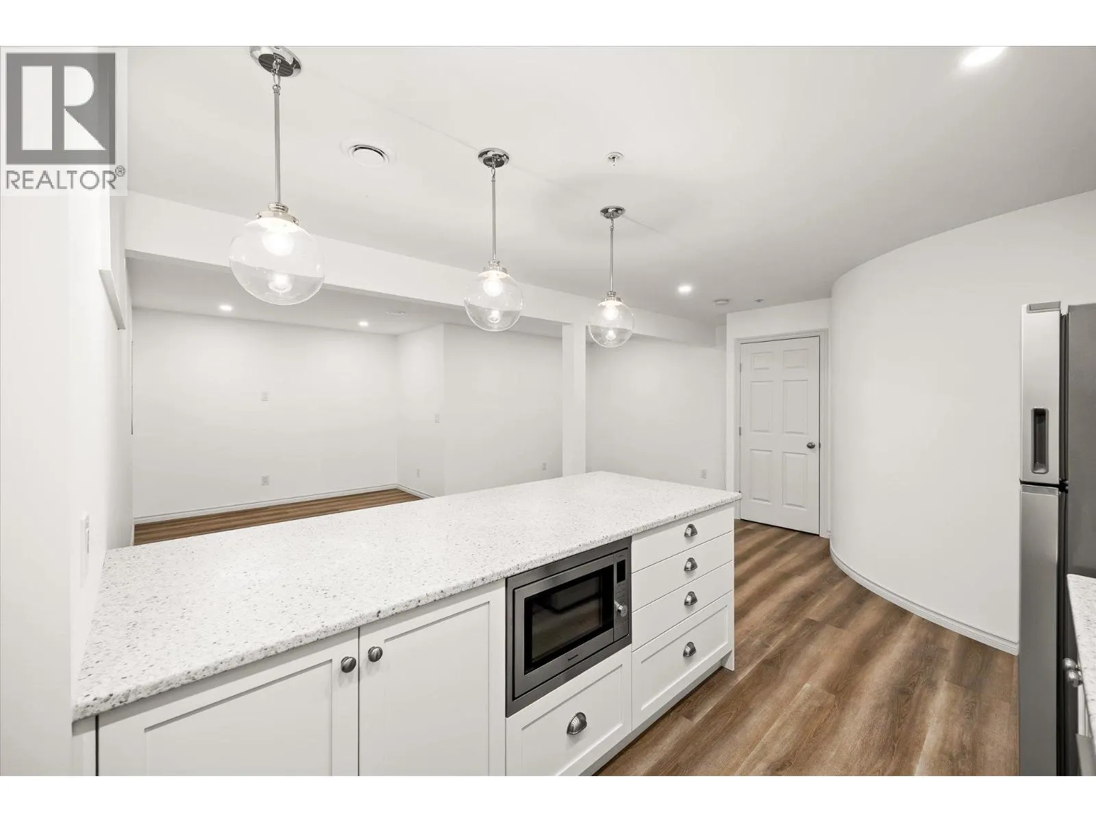 6157 Gillam Crescent