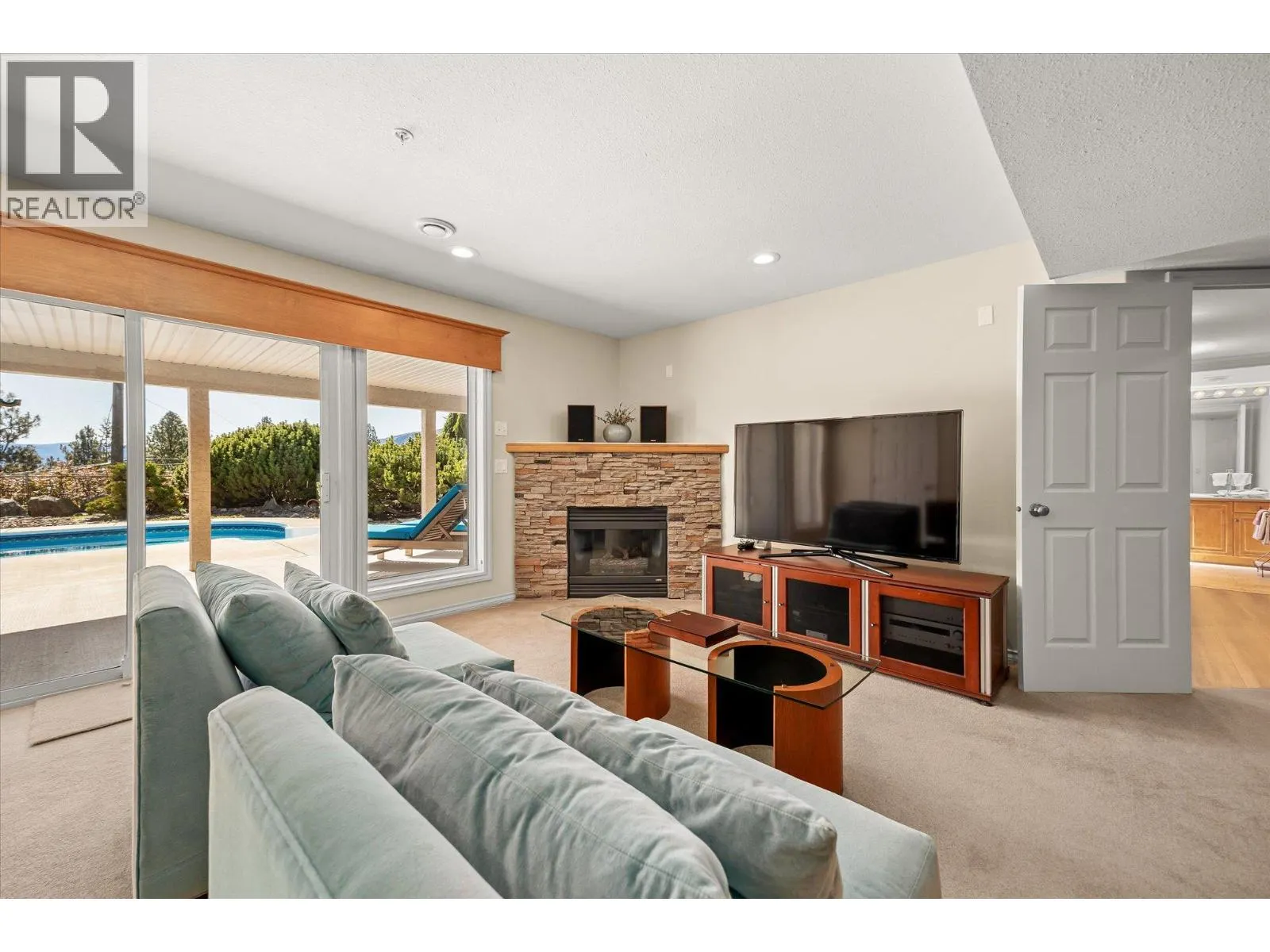 6157 Gillam Crescent
