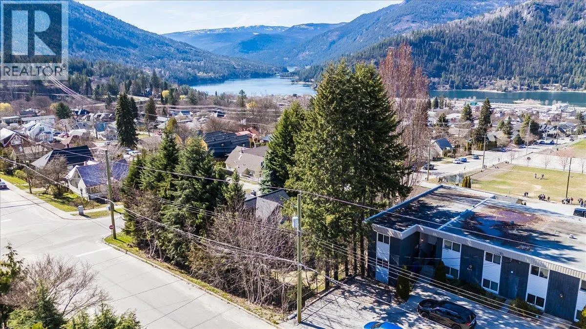 605 & 607 Gore Street