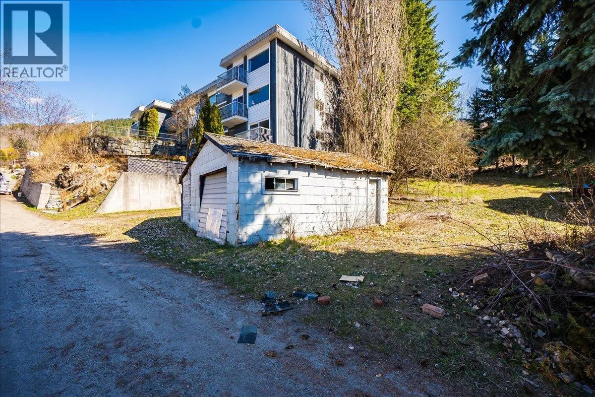 605 & 607 Gore Street