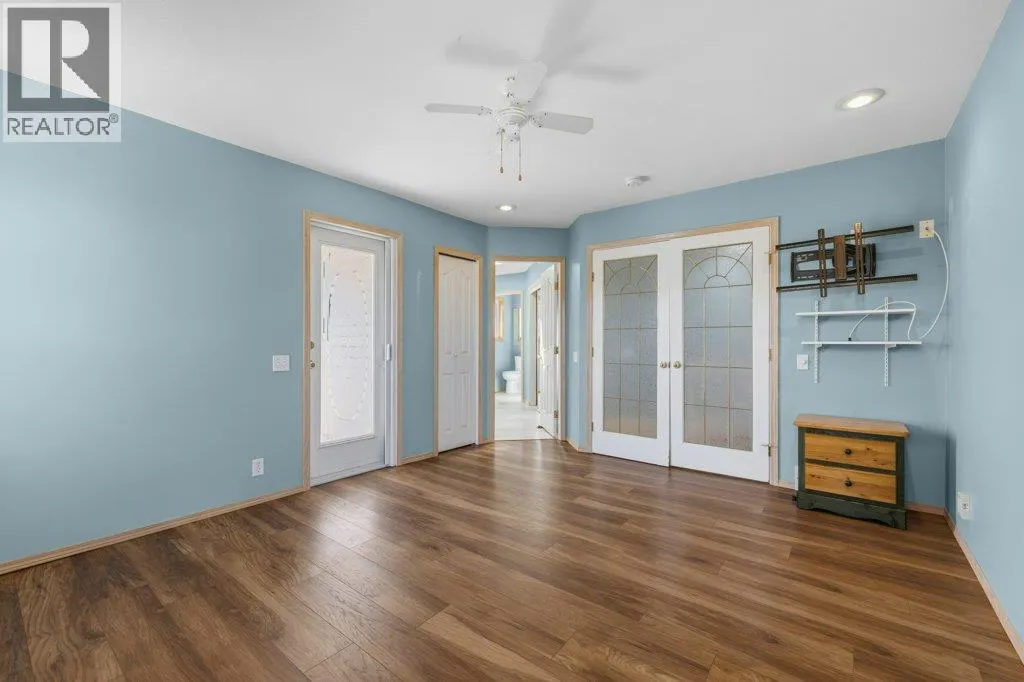 5226 Clarence Road